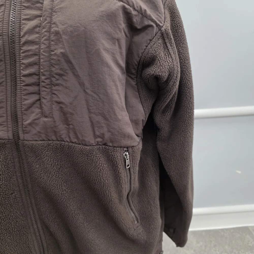 The North Face Men's Dark Brown Performance Jacket - Picture 6 of 13